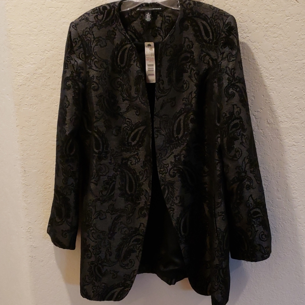 Ellen Tracy Velvet Paisley Coat w/Sash
